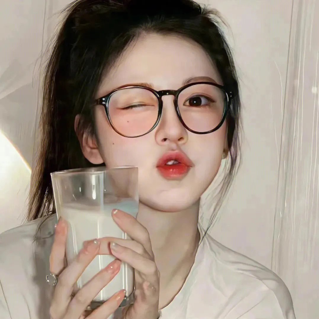 低头不见抬头见